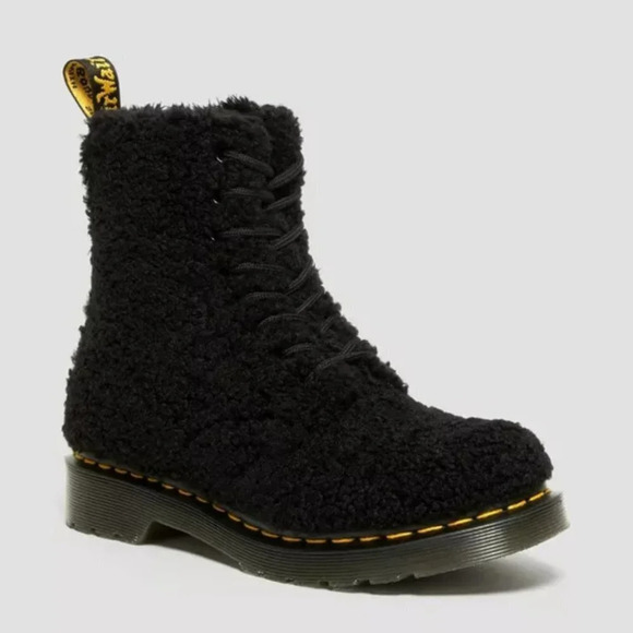 Dr. Martens 1460 Pascal Women's Faux Shearling Boots in Black Lux Borg Sz 7 NWT - Picture 1 of 10